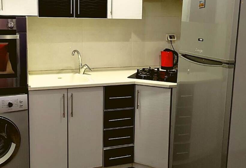 سوییت لوکس, Assaraya