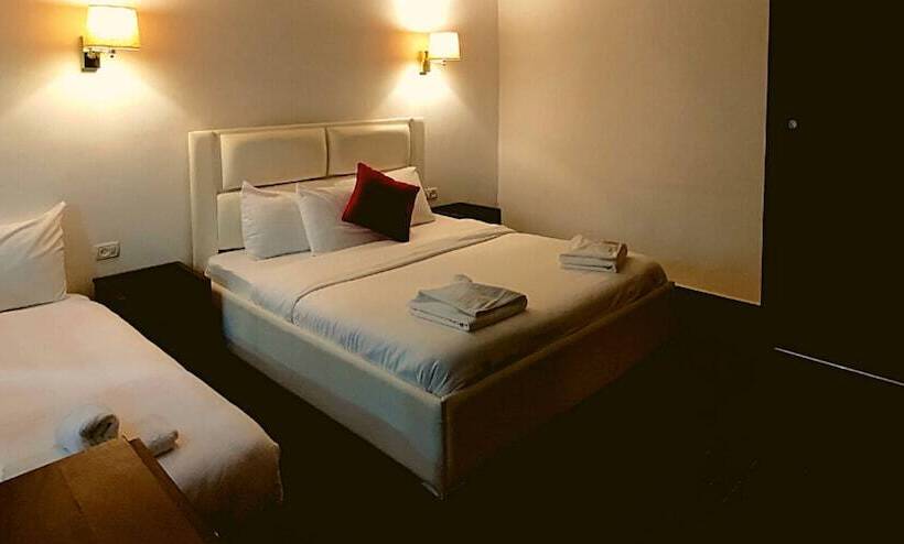 سوییت لوکس, Assaraya