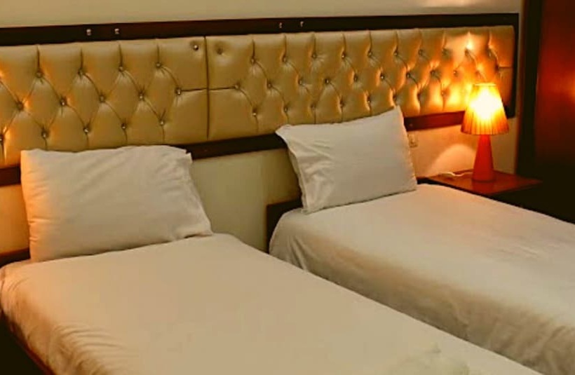 اتاق لوکس, Assaraya