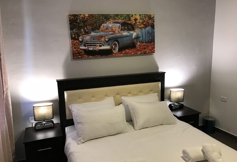 سوییت لوکس, Assaraya