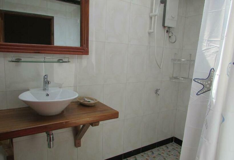 غرفة قياسية مزوَّدة بشُرفة, Phoumrumduol Bungalow