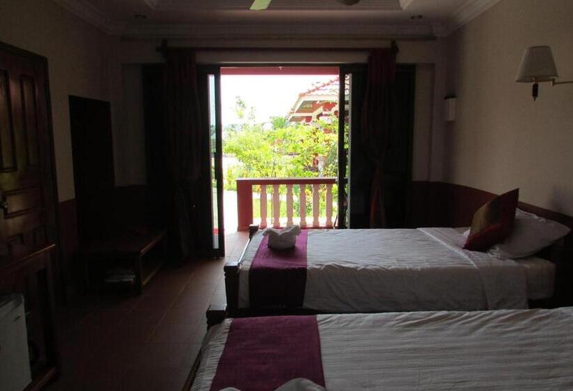 غرفة قياسية مزوَّدة بشُرفة, Phoumrumduol Bungalow