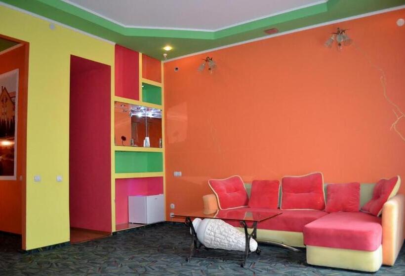 חדר סטודיו סטנדרד, Zabava Guest House