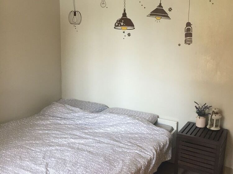 StandaardKamer, Yha Ngong Ping Sg Davis Youth Hostel