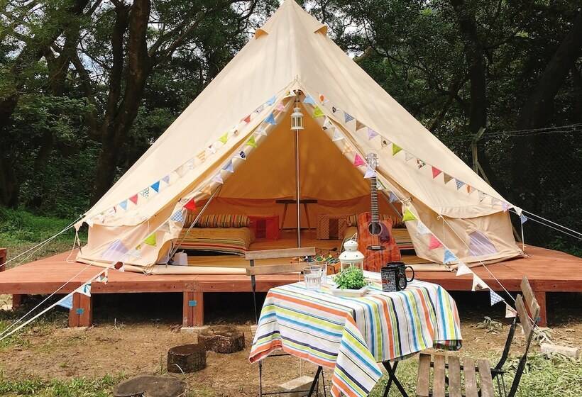 Standard Tent, Yha Ngong Ping Sg Davis Youth Hostel