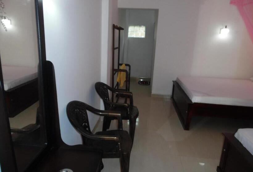 Quarto Familiar, Bloom Guest House