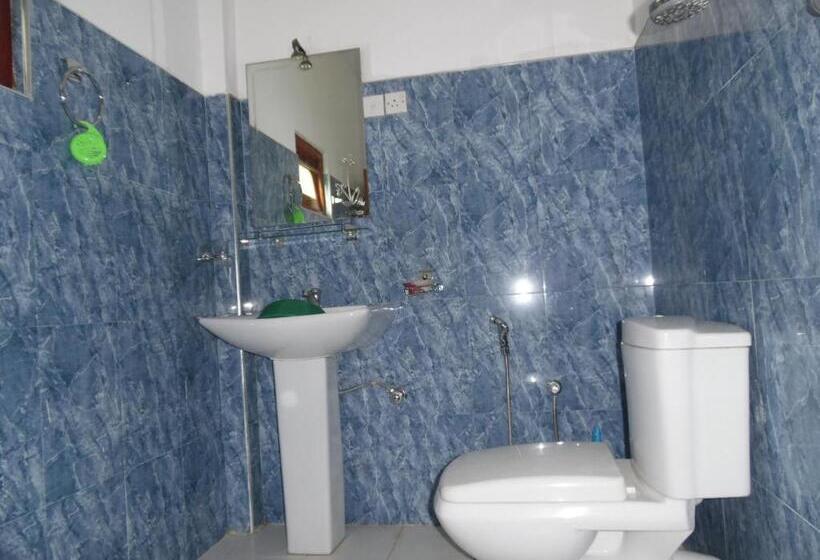 Quarto Familiar, Bloom Guest House