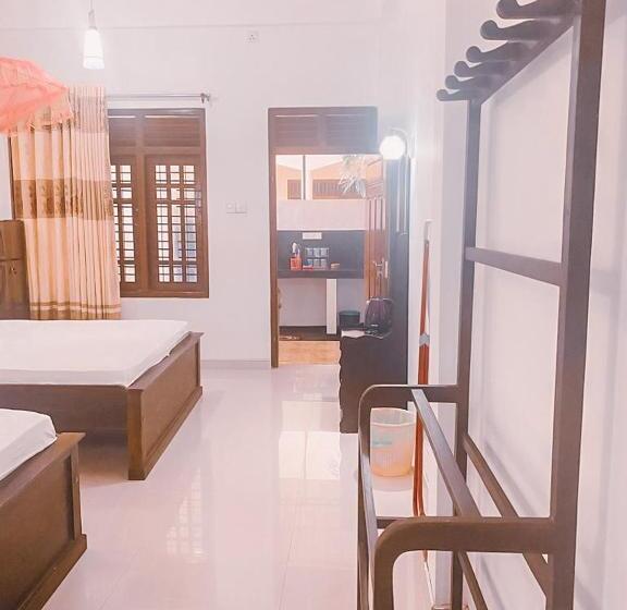 Quarto Familiar, Bloom Guest House