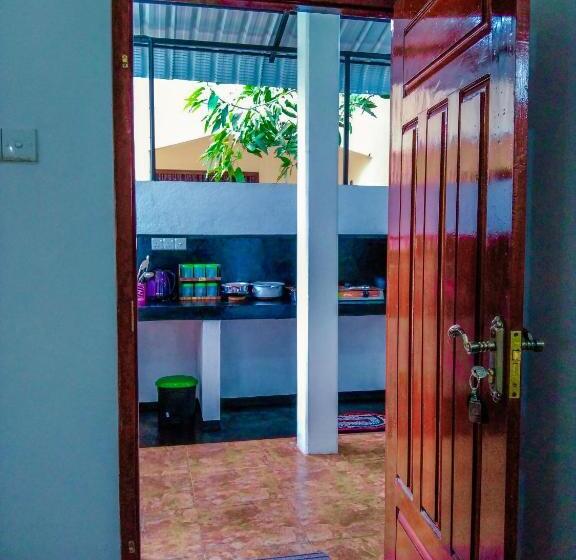 Quarto Familiar, Bloom Guest House