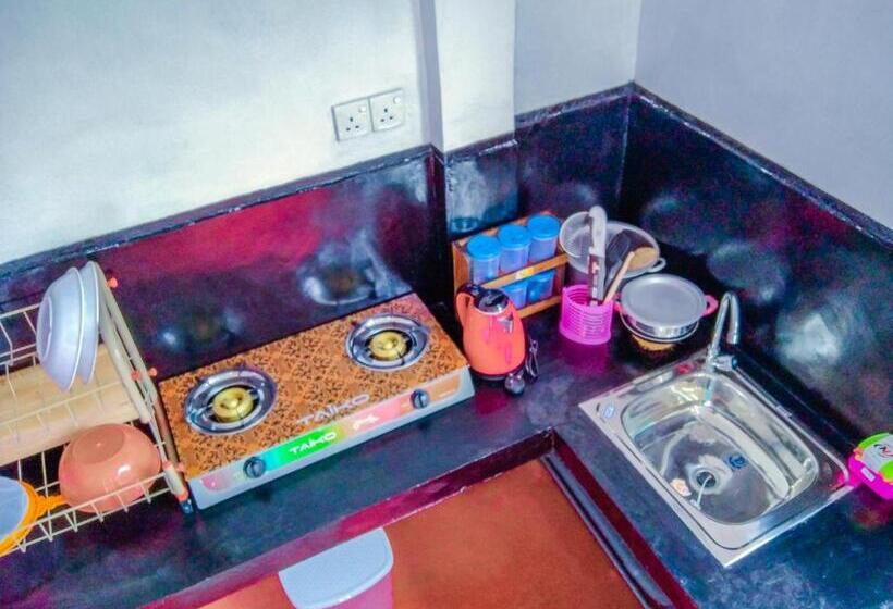 Quarto Triplo Standart, Bloom Guest House