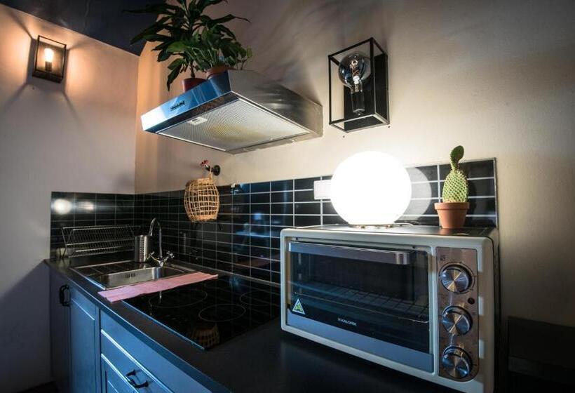 Quarto Estandar, Brix Hostel