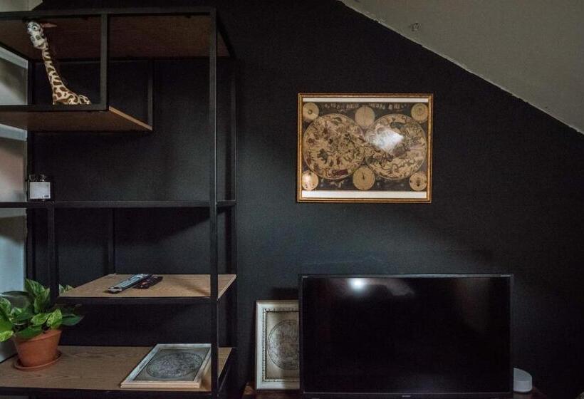 Quarto Estandar, Brix Hostel