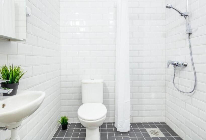 اتاق استاندارد سه نفره, Hektor Design Hostel