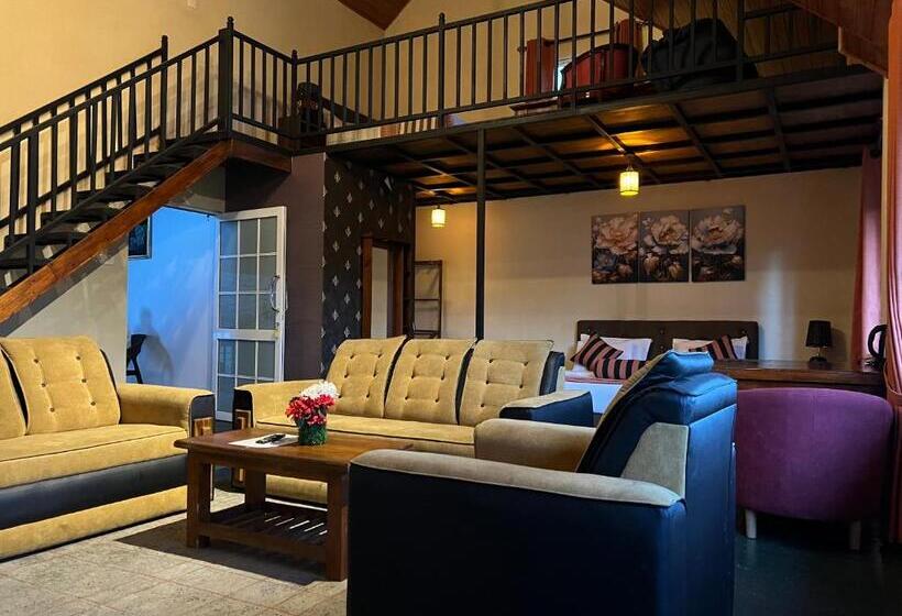 패밀리 스위트, Hill Cool Hotel & Restaurant