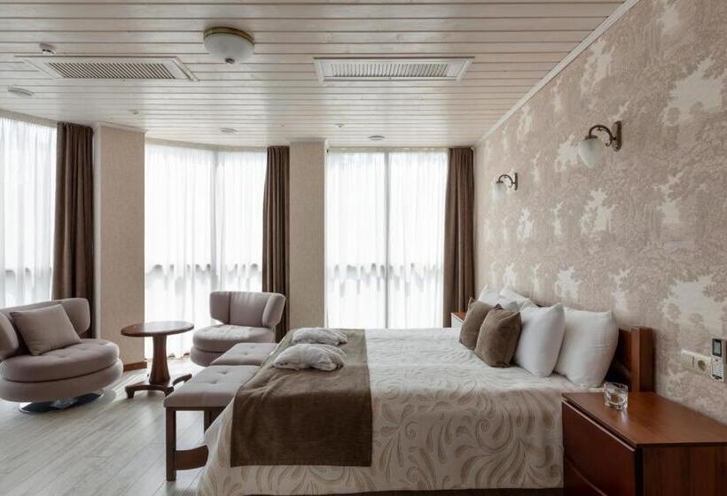 آپارتمان 1 خوابه, Carparosa