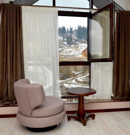 استودیوی لوکس, Carparosa