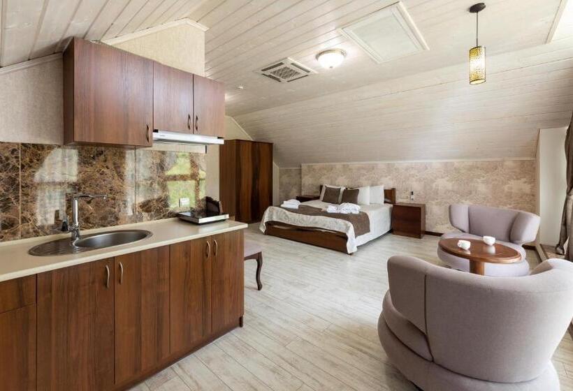 استودیوی لوکس, Carparosa