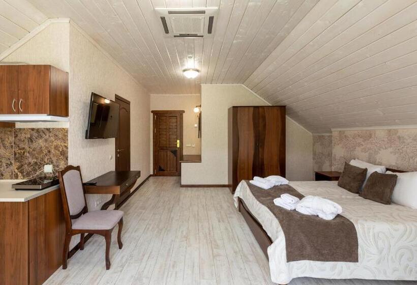 استودیوی لوکس, Carparosa