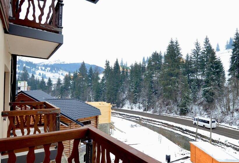 اتاق استاندارد با بالکن, Carparosa