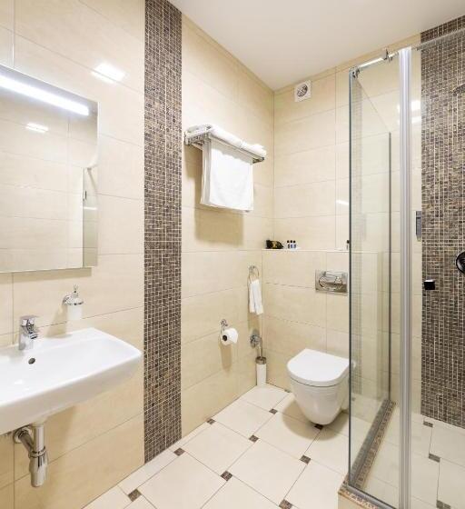 اتاق استاندارد با بالکن, Carparosa