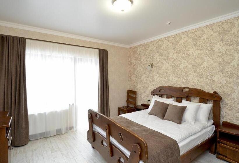 اتاق استاندارد با بالکن, Carparosa