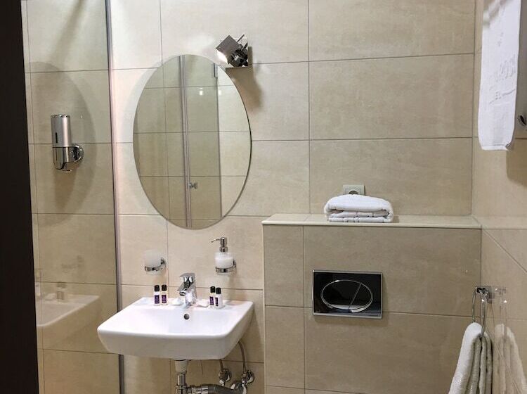 سوئیت جونیور با چشمانداز, Carparosa