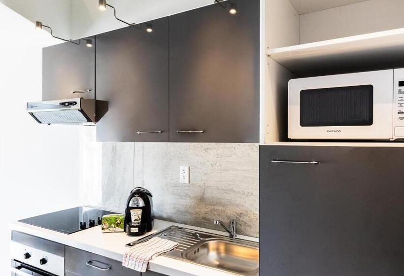 سوییت, Commodore Suites