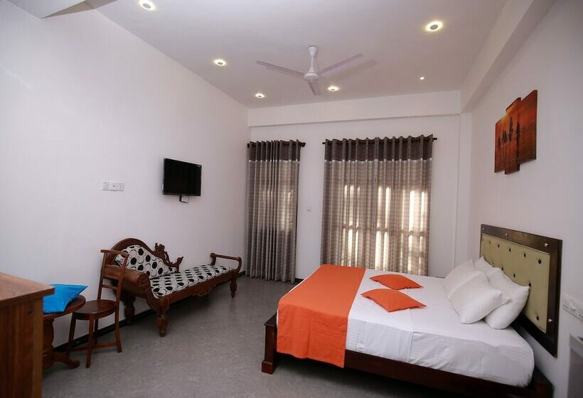 Номер Стандарт, Crystal Oceanic