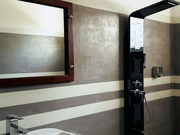 Номер Стандарт, Crystal Oceanic