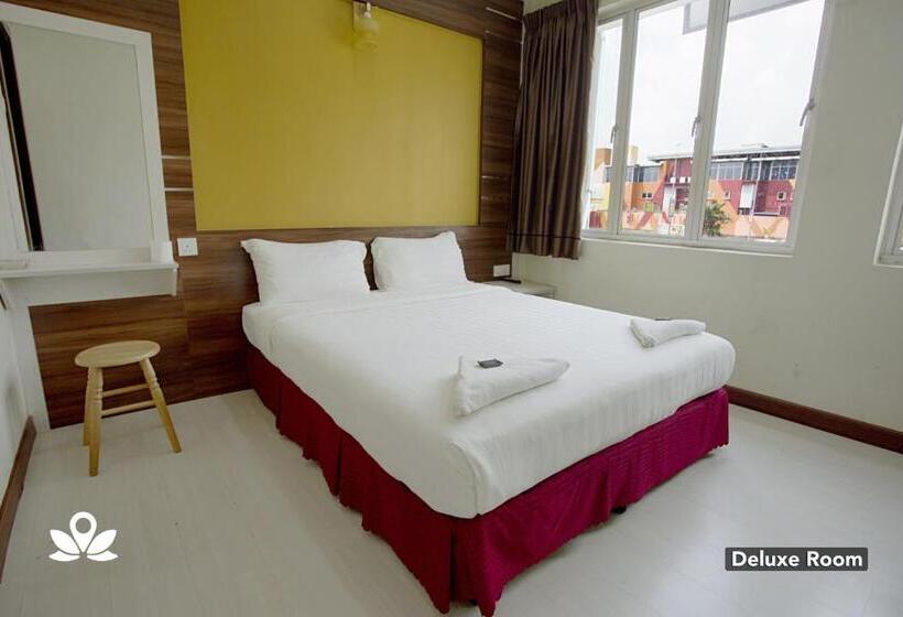 Quarto deluxe, Golden Night