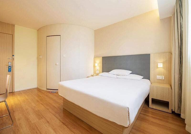 Superior Oda, Hanting Beijing Zhanqian Square