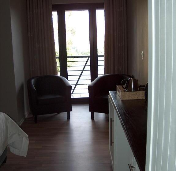 غرفة سوبيريور سرير كينج, The Courtyard Guest House