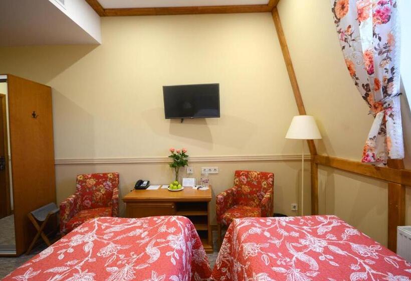 اتاق استاندارد, Premier Hotel Pochaiv