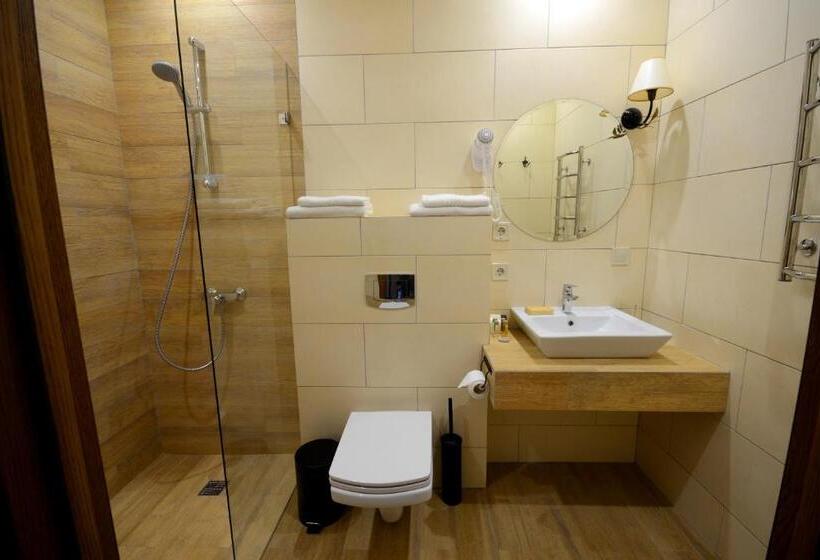 اتاق استاندارد, Premier Hotel Pochaiv