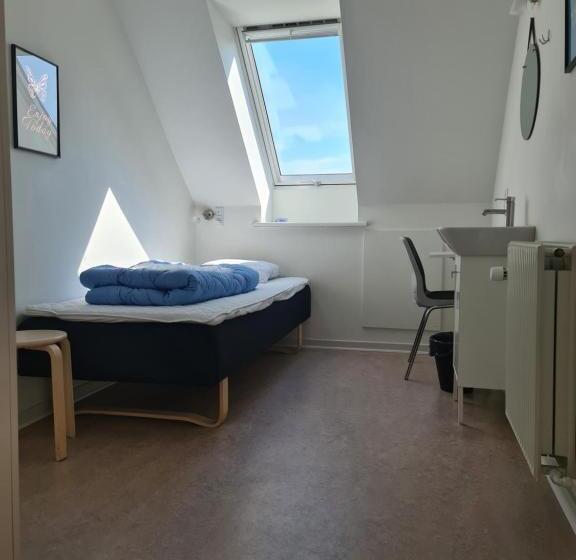 Номер Стандарт Индивидуальный Совместная Ванная, Aarhus Hostel Og