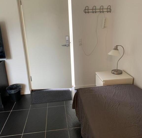 标准间, Your Place