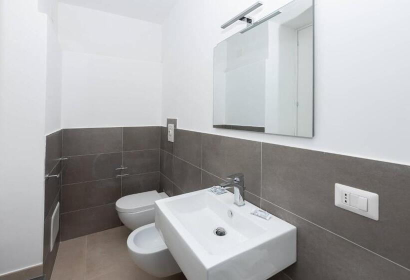 Quarto Economy, Gioia 13 Rooms & Apartments