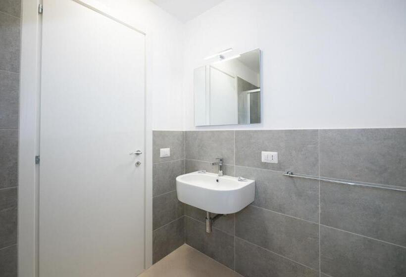 Apartamento 2 Dormitórios, Gioia 13 Rooms & Apartments