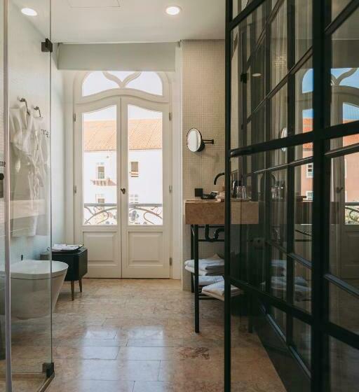 اتاق لوکس, 1908 Lisboa