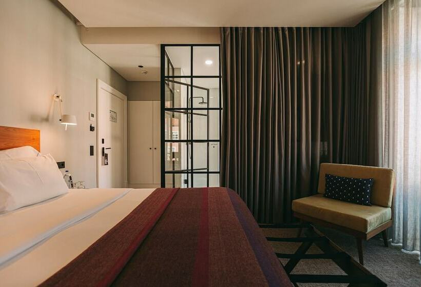 اتاق لوکس, 1908 Lisboa