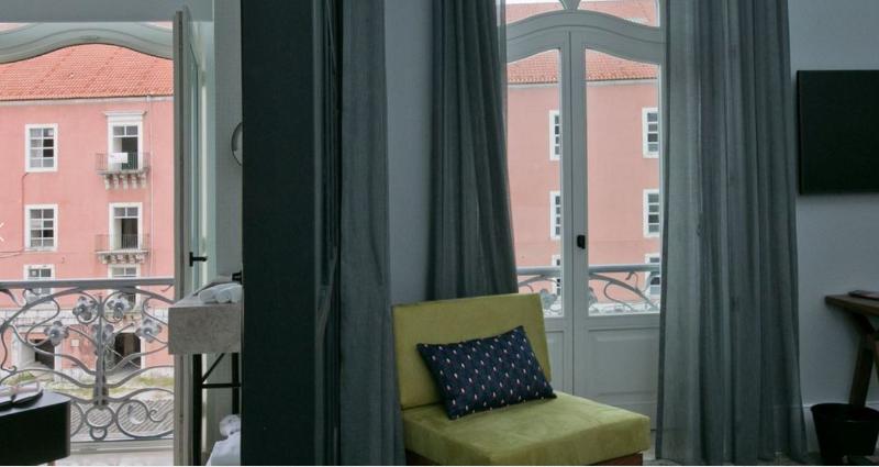 اتاق لوکس, 1908 Lisboa