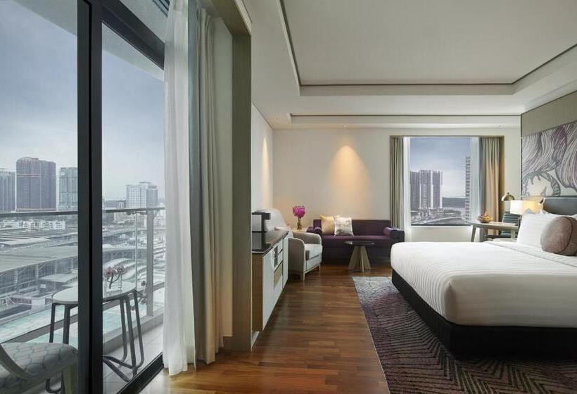 جناح جونيور إداري, Amari Johor Bahru