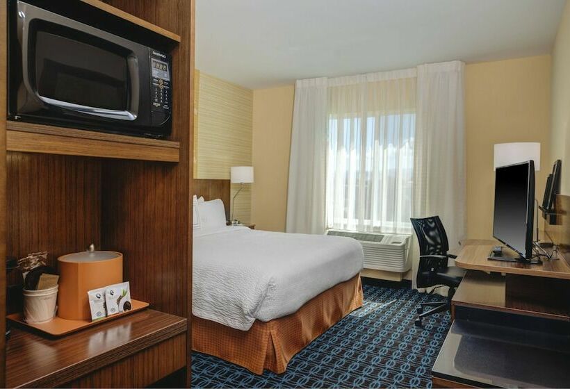 スイート, Fairfield Inn & Suites By Marriott Hollister