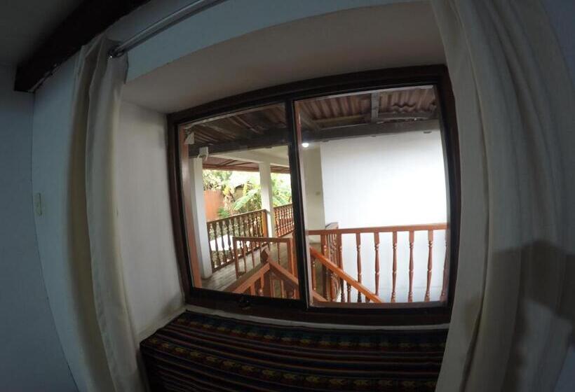 اتاق اکونومی یک تخته, Killa Wasi B&b