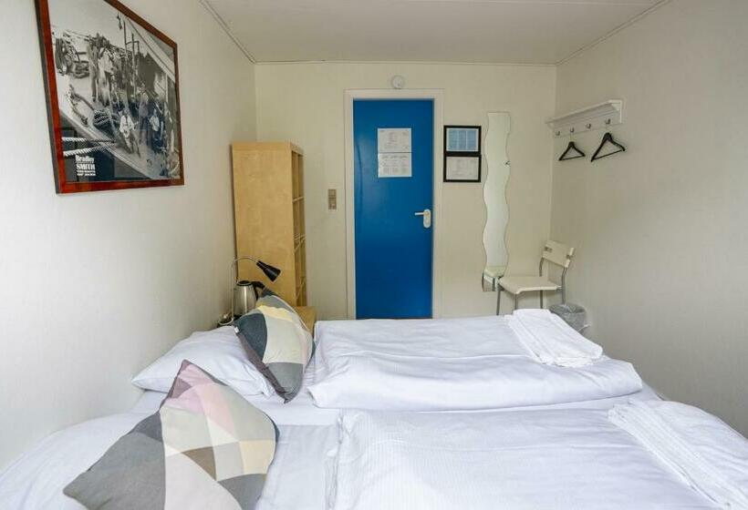 חדר סטנדרט חדר אמבטיה משותף, Koncept