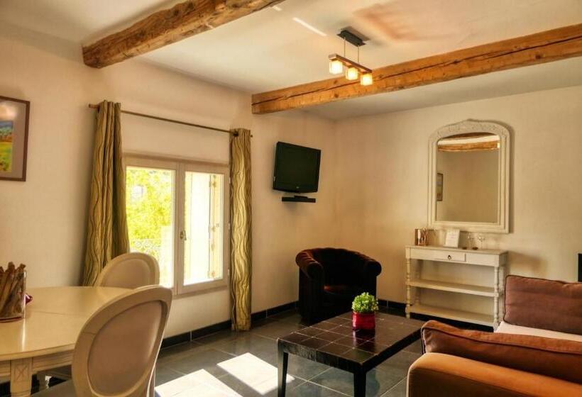 Люкс, A Propos  Suites Et Chambres