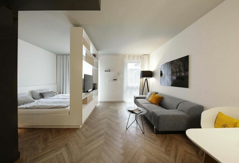 Студия Стандарт, Smartments Business München Parkstadt Schwabing