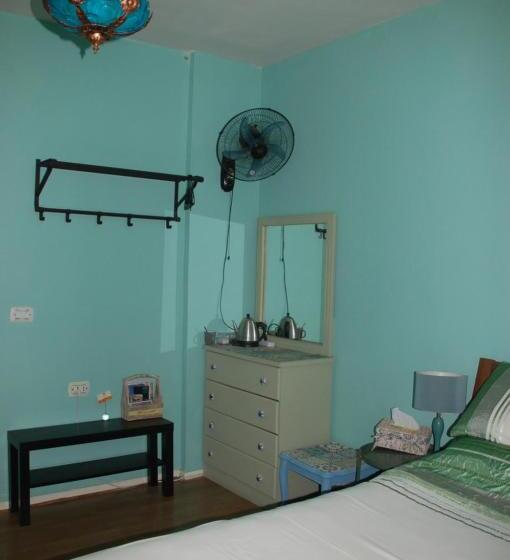 اتاق استاندارد با چشمانداز باغ, The Little B&b On The Hill