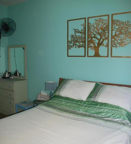 اتاق استاندارد با چشمانداز باغ, The Little B&b On The Hill