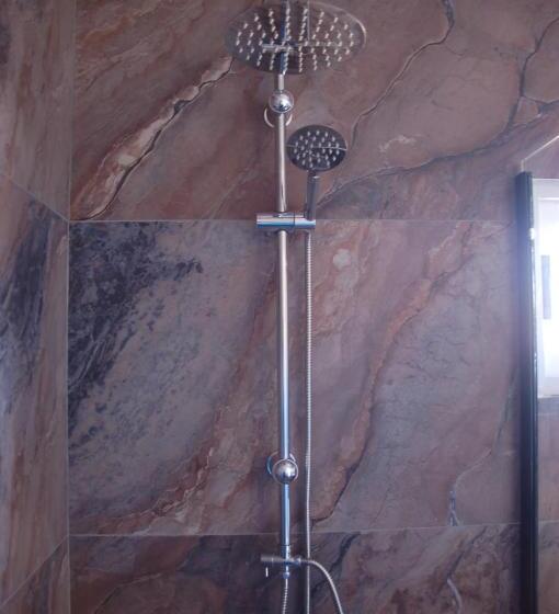 اتاق استاندارد سه نفره, The Little B&b On The Hill